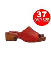Women's clogs with wide...