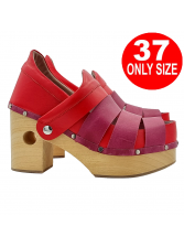 Red clogs in real leather...