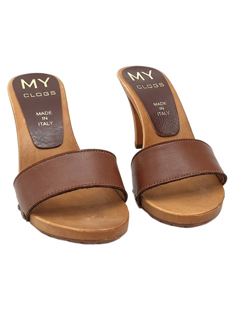 BROWN LEATHER CLOGS