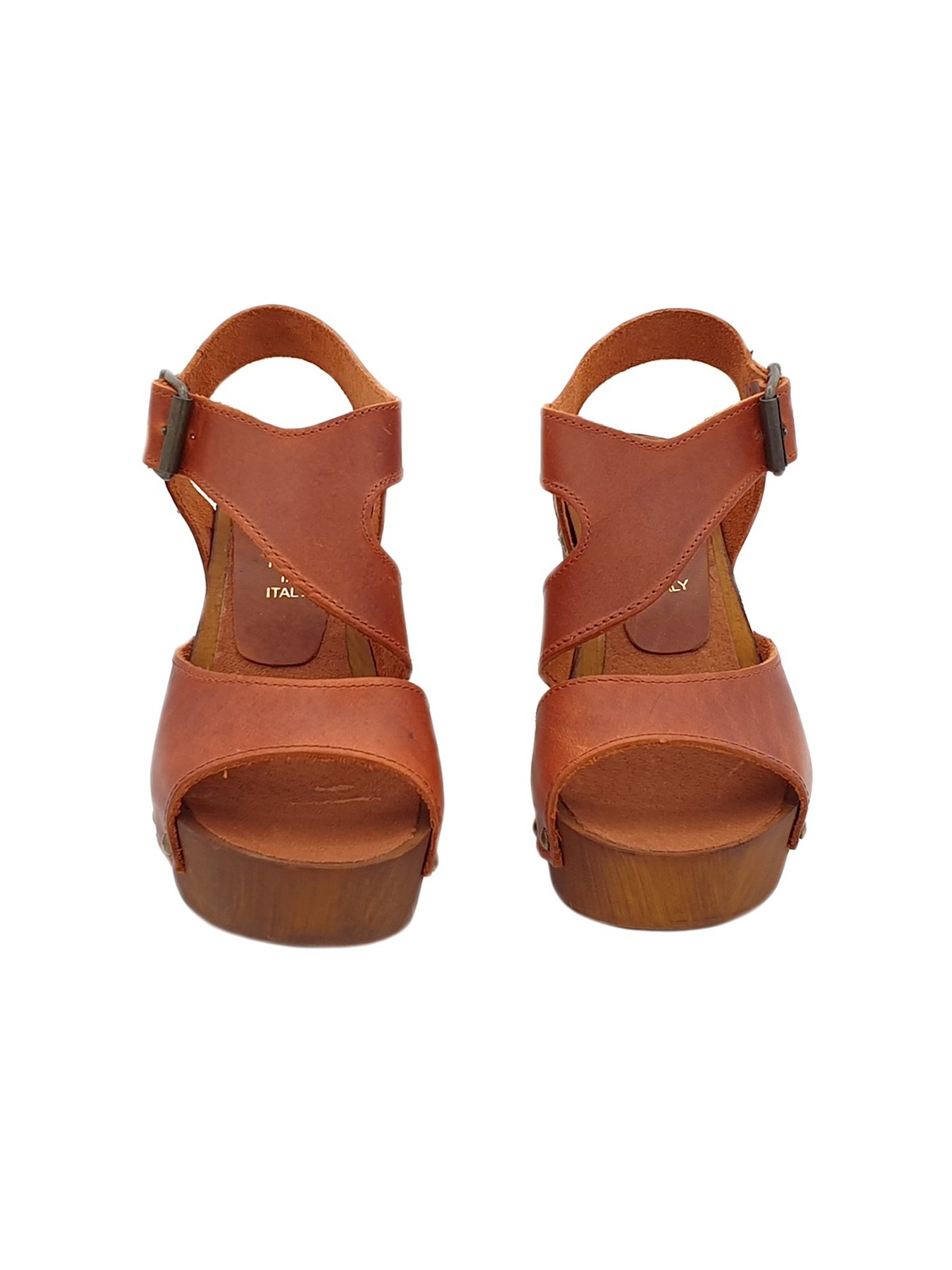 BROWN CLOGS IN LEATHER AND COMFY HEEL 9