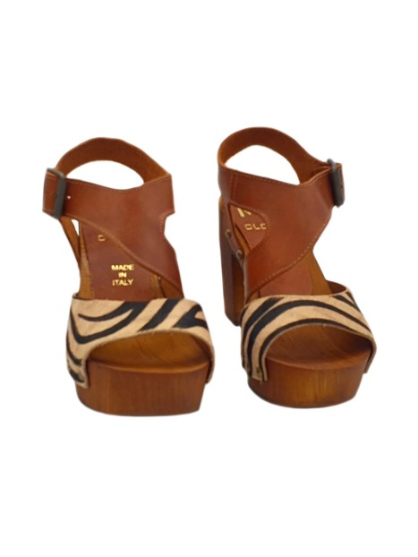 ZEBRA CLOGS IN LEATHER AND COMFY HEEL 9