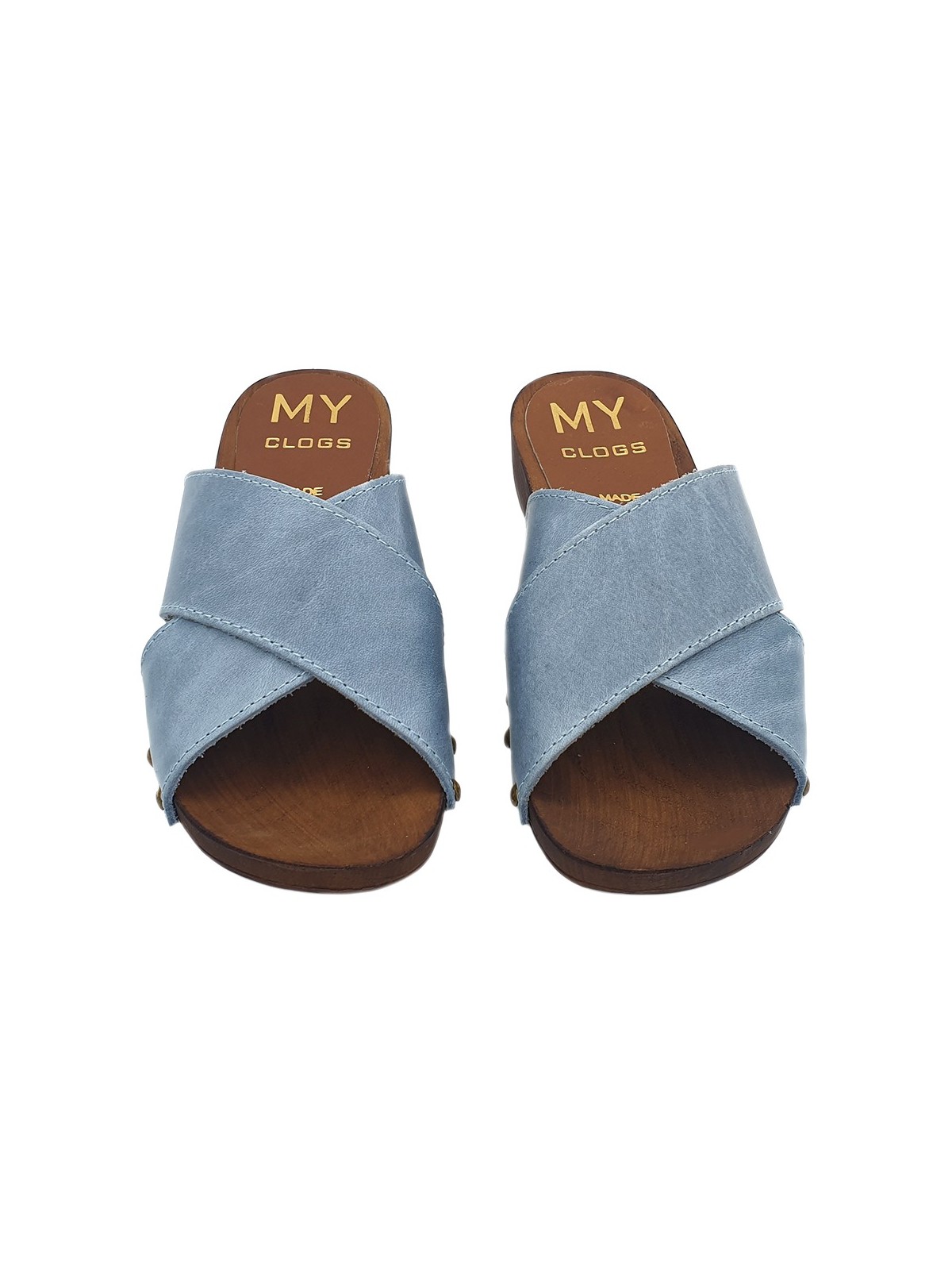 FLAT SLIPPERS IN LEATHER LIGHT BLUE