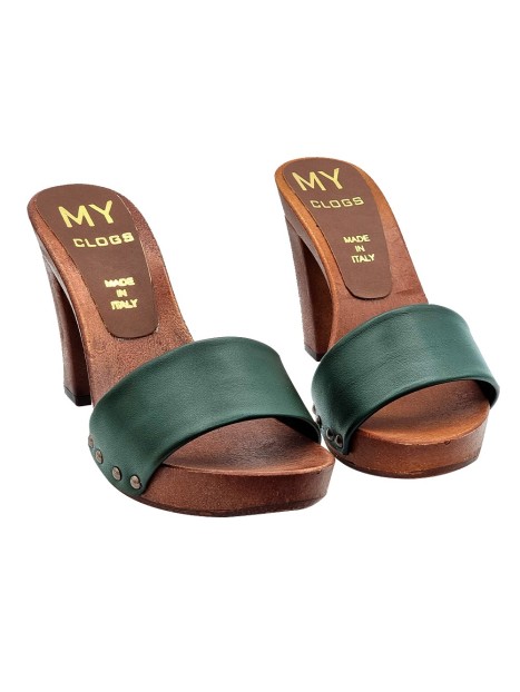 CLOGS IN WOOD GREEN LEATHER