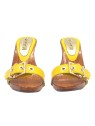 CLOGS WITH YELLOW BAND AND HEEL 9
