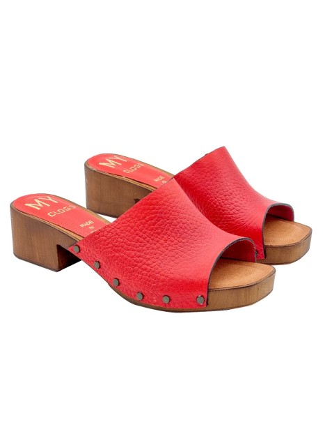 LOW RED LEATHER CLOGS