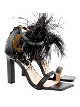 BLACK SANDALS WITH FEATHERS
