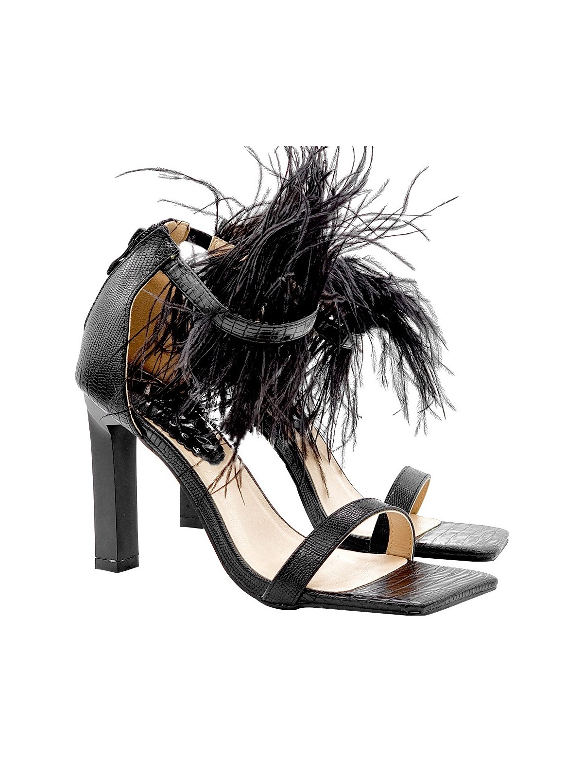 BLACK SANDALS WITH FEATHERS