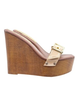 WEDGE WITH BEIGE BAND IN PATENT LEATHER WITH BUCKLE