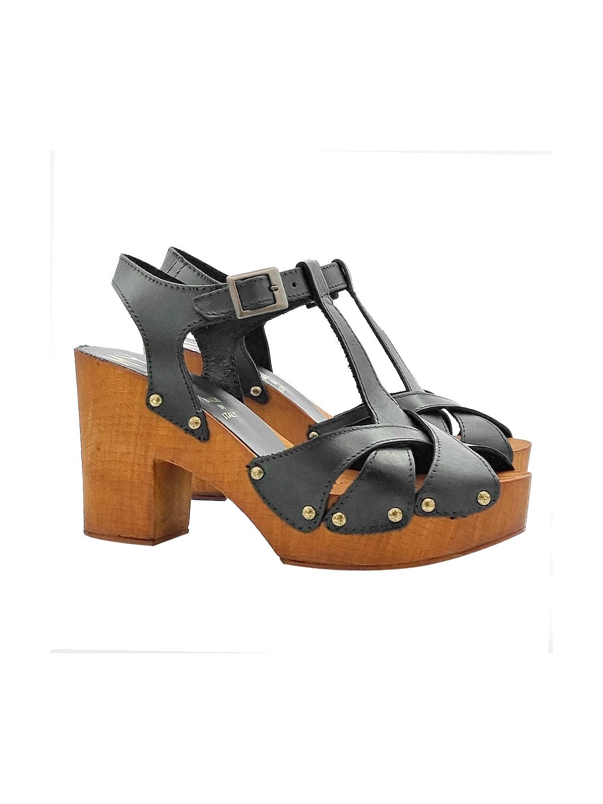 BLACK LEATHER SANDALS WITH CROSSED BANDS