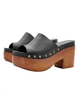 HIGH BLACK LEATHER CLOGS WITH COMFORTABLE HEEL