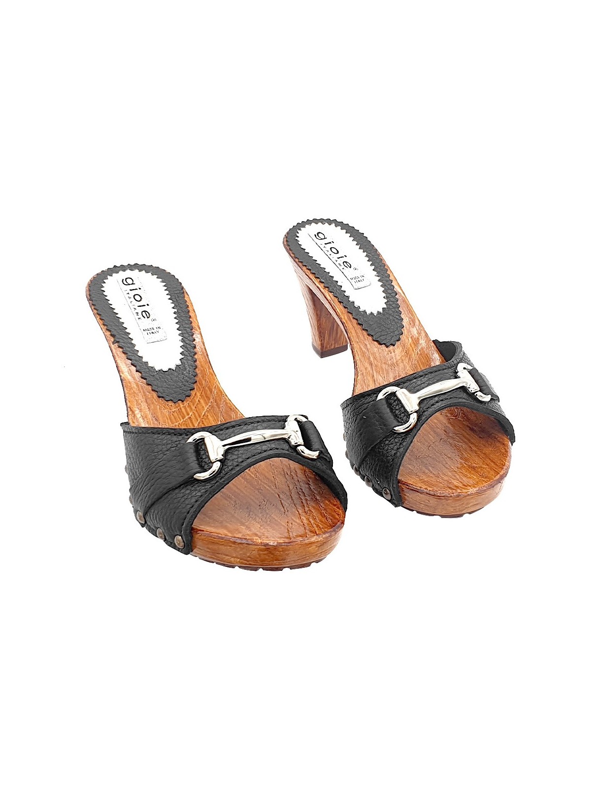 BLACK CLOGS WITH SILVER ACCESSORY