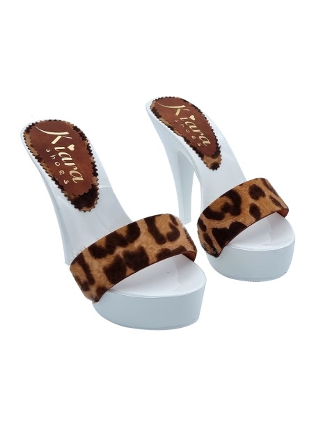 WHITE CLOGS WITH "LEOPARD EFFECT" BAND