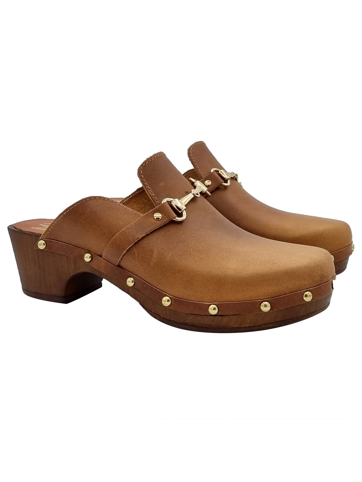 LEATHER DUTCH CLOGS WITH GOLD ACCESSORY