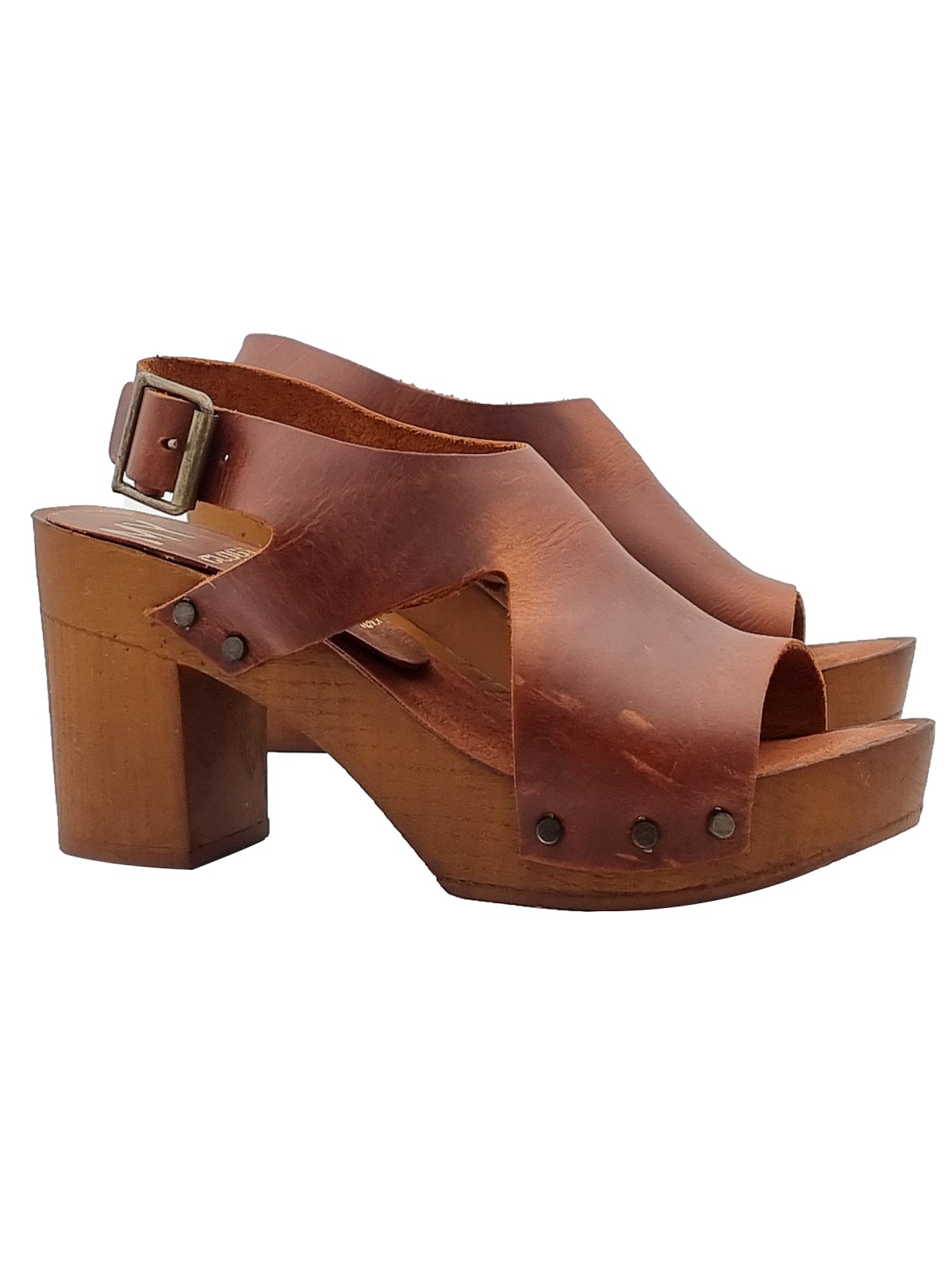 BROWN LEATHER SANDALS WITH WIDE HEEL