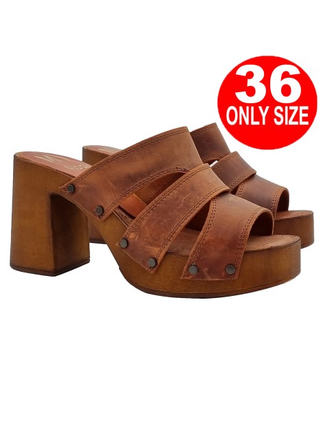 BROWN LEATHER CLOGS WITH 9 CM HEEL