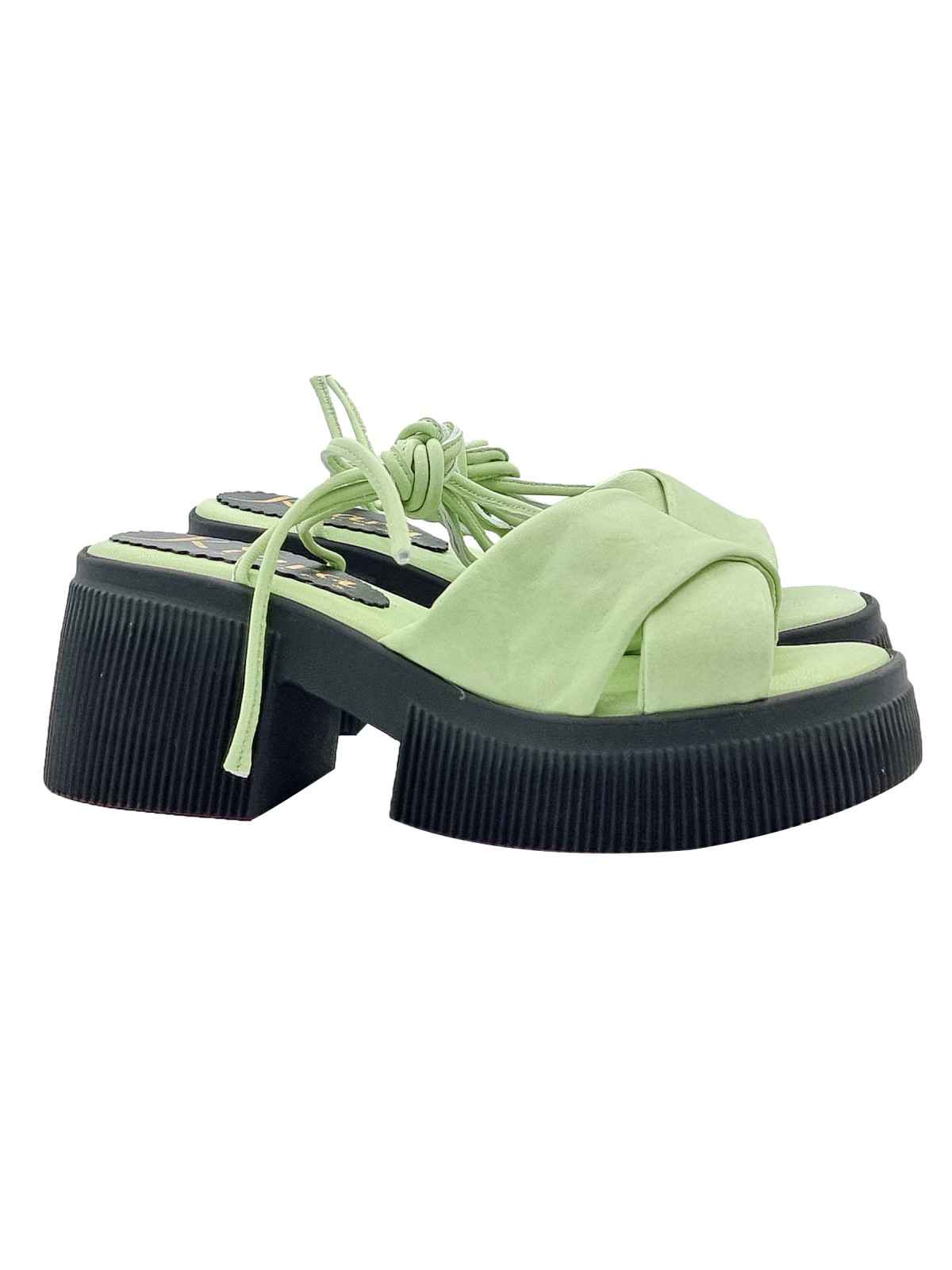 CLOGS IN GREEN LEATHER WITH LACES