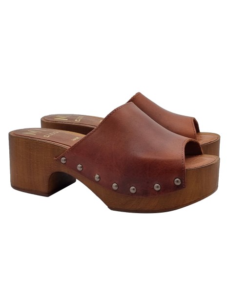 LEATHER CLOGS WITH 6 CM HEEL
