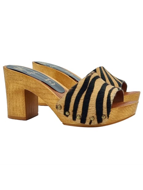 WOMEN'S CLOGS WITH "ZEBRA EFFECT" BAND AND 8 CM HEEL