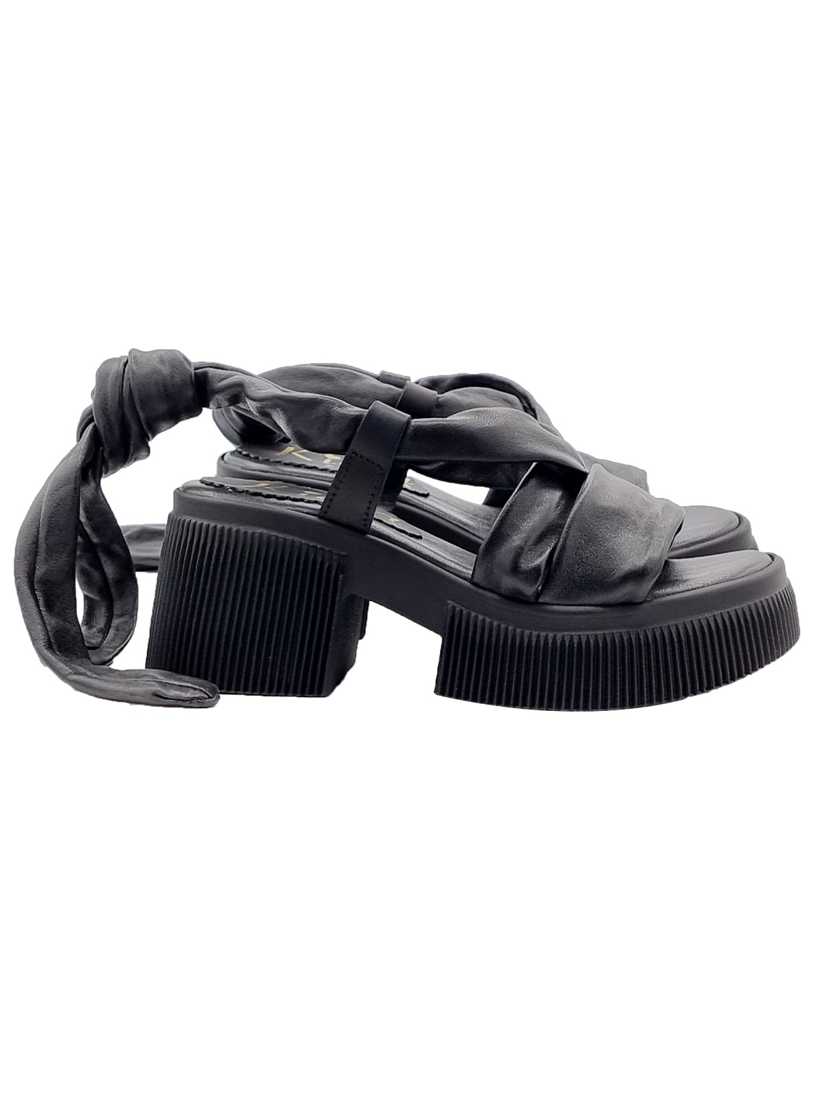 BLACK LEATHER CLOGS WITH LACES AND 7 CM HEEL
