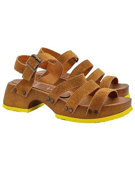 LEATHER SANDALS WITH SUEDE BANDS AND STRAP