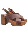 BROWN SANDALS WITH CROSSED BANDS AND HEEL 8,5